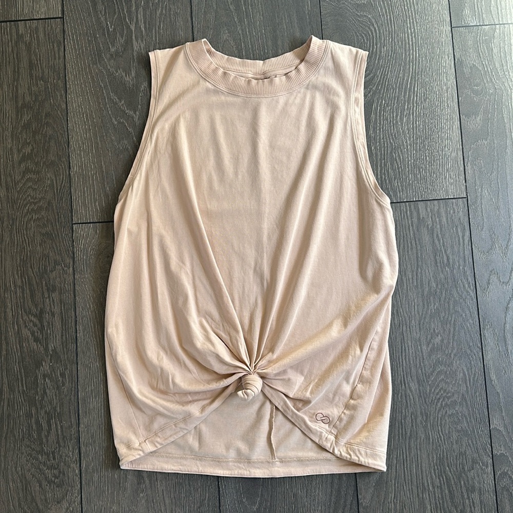 Woman’s Calia workout tank